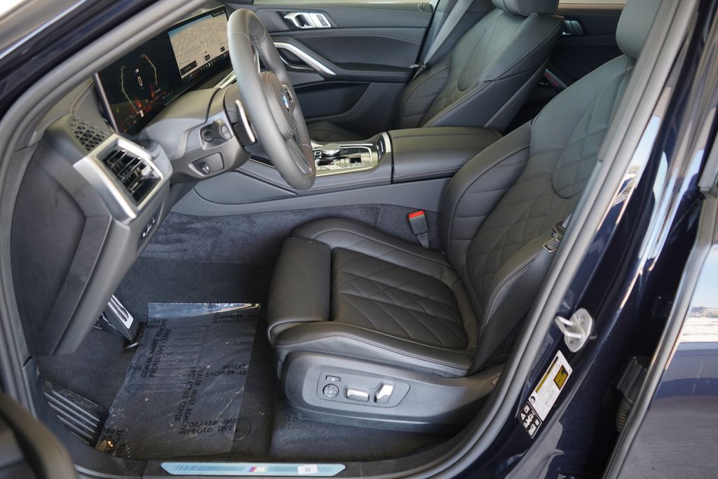 Thumbnail: 2026 BMW X6 - 11