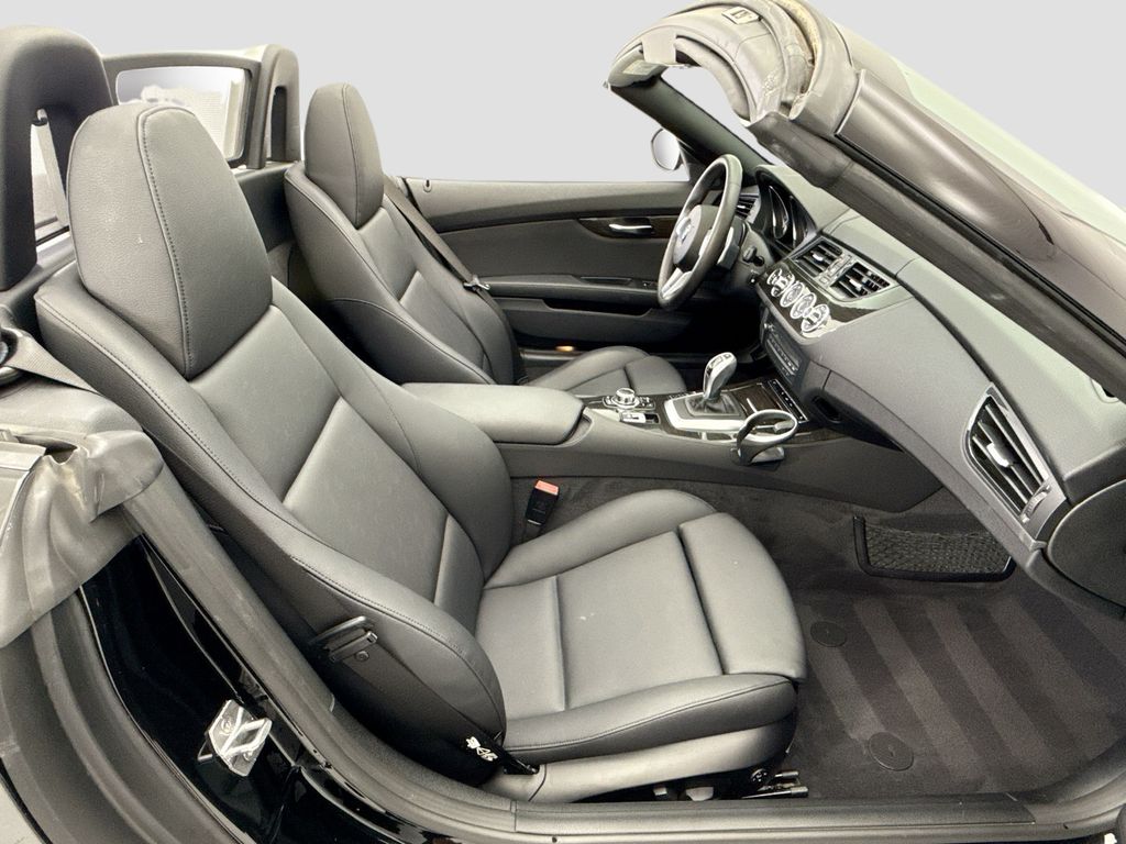 Thumbnail: 2016 BMW Z4 - 25