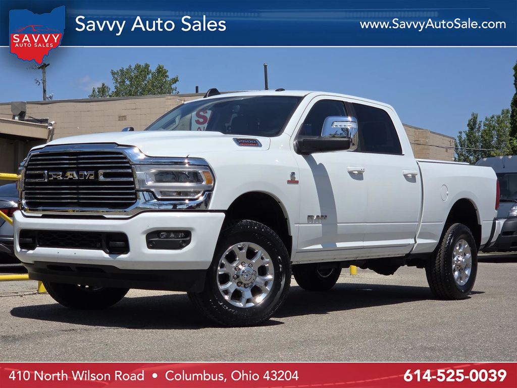 Bright White Clearcoat 2024 RAM 2500 Pickup Truck Four-Wheel Drive 6-Speed Automatic