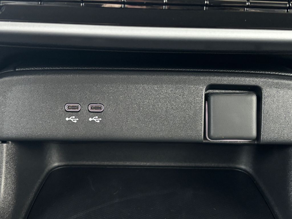 Thumbnail: 2025 Honda Prologue - 16