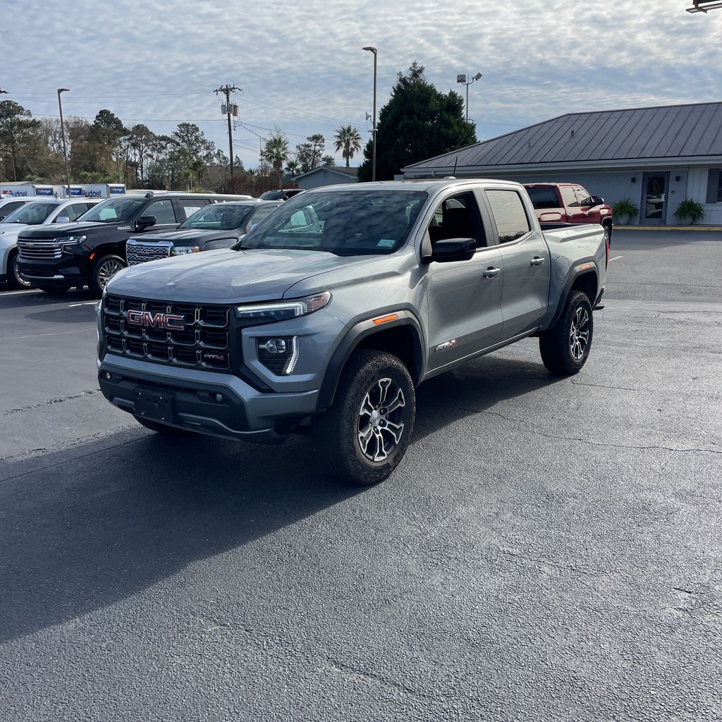 2024 GMC Canyon AT4 Crew Cab 4WD
