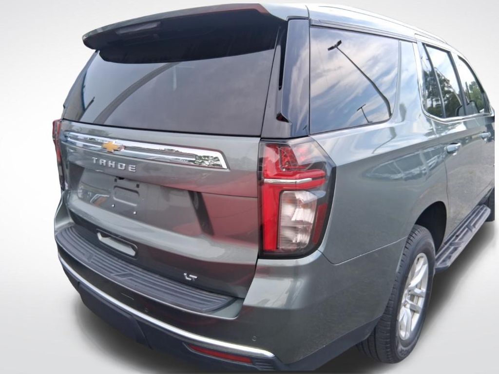 Used 2023 Green Chevrolet LT image 5