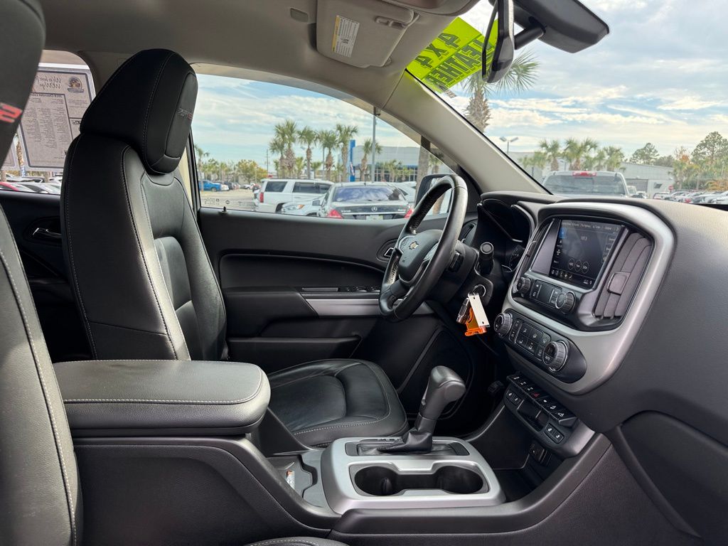 2019 Chevrolet Colorado ZR2 25