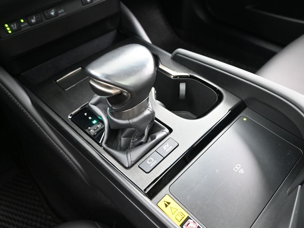 2024 Lexus ES 300h Base