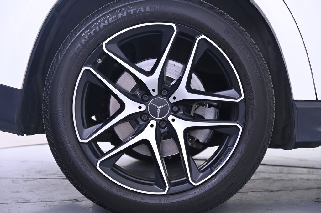 Thumbnail: 2023 Mercedes-Benz GLE - 18