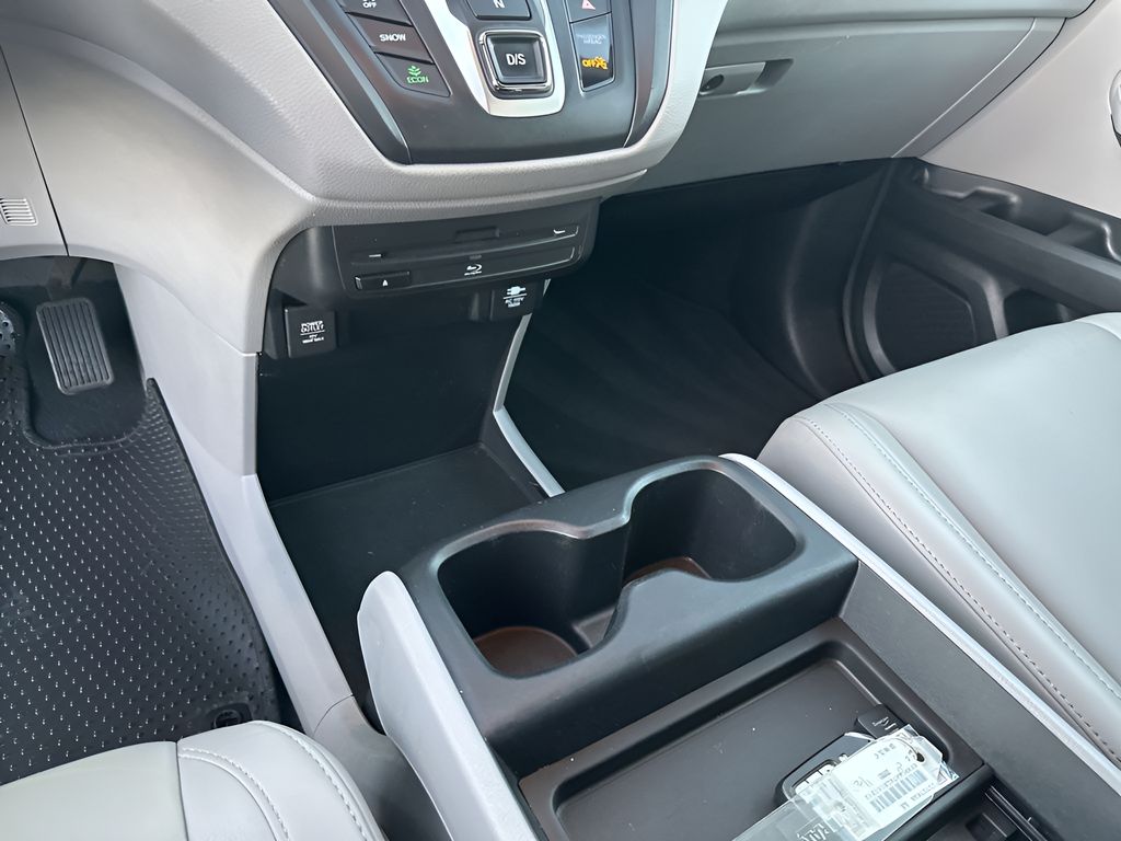 Used Car 2020 Honda Odyssey  Ex-l For Sale Under $30,000 In Austin, Texas