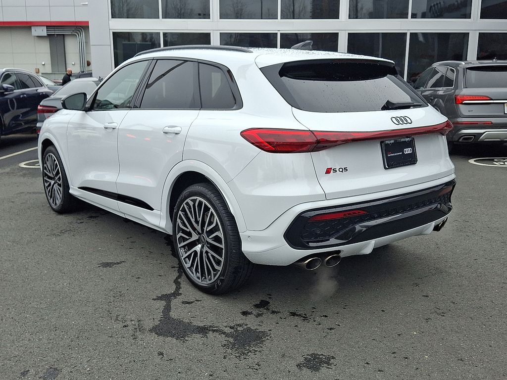 Thumbnail: 2025 Audi SQ5 - 6