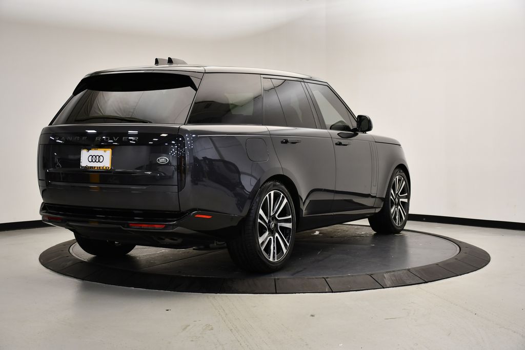 Thumbnail: 2023 Land Rover Range Rover - 5