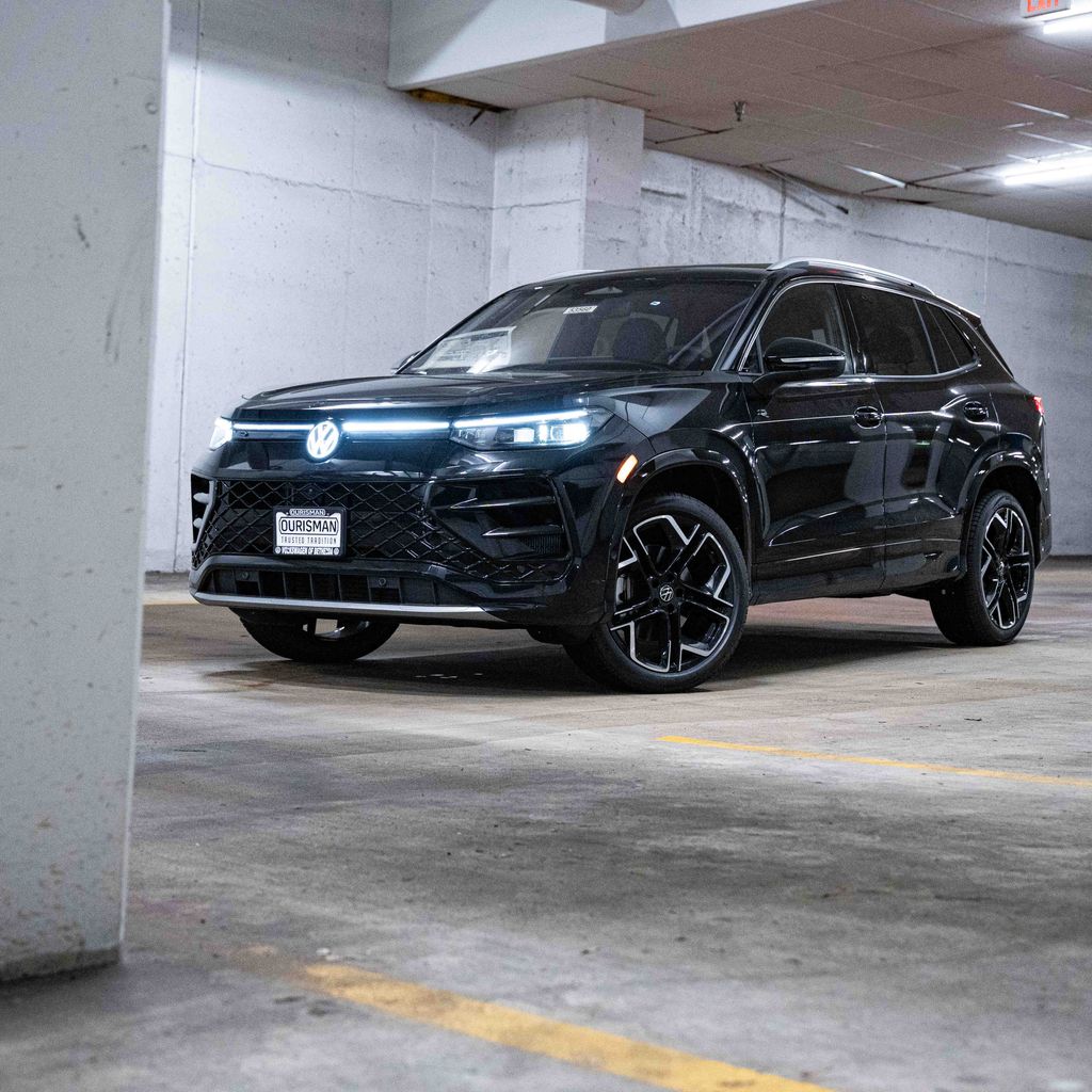 2026 Volkswagen Tiguan 2.0T SEL R-Line Turbo