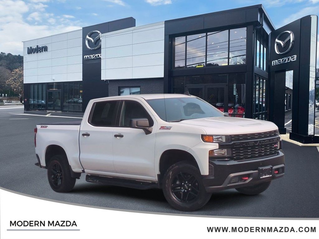 Summit White 2021 Chevrolet Silverado 1500 Pickup Truck Four-Wheel Drive 6-Speed Automatic Overdrive