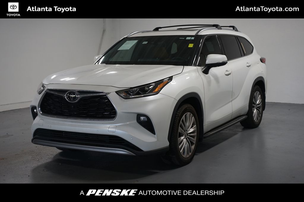 Thumbnail: 2022 Toyota Highlander - 1