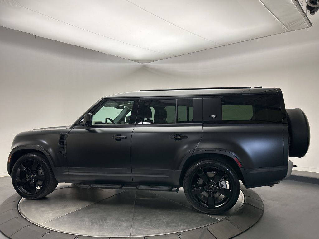 Thumbnail: 2024 Land Rover Defender - 2