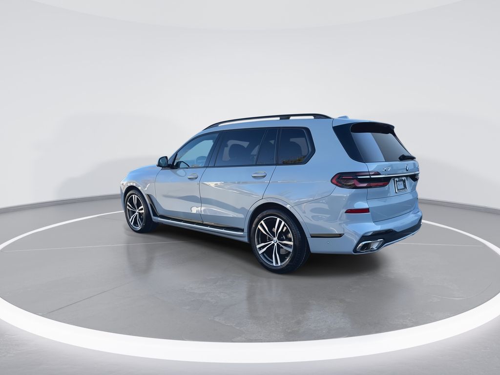 Thumbnail: 2024 BMW X7 - 6