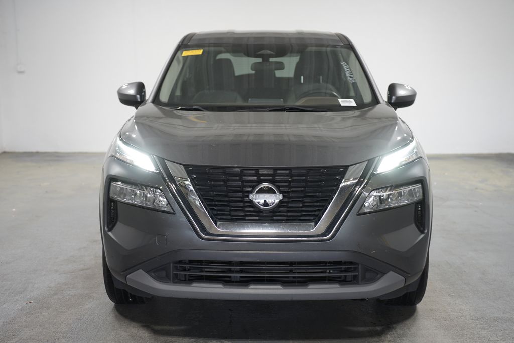 2023 Nissan Rogue SV 2