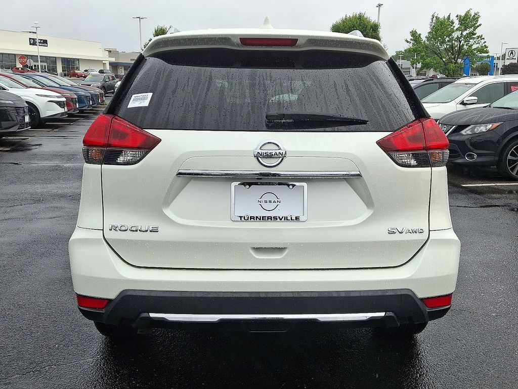 2018 Nissan Rogue SV 5