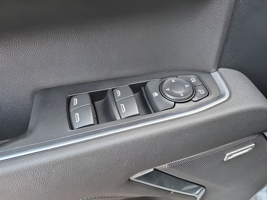 New 2026 Silver GMC Elevation image 28