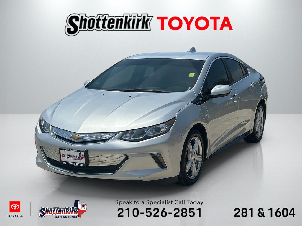 2017 Chevrolet Volt LT's photo