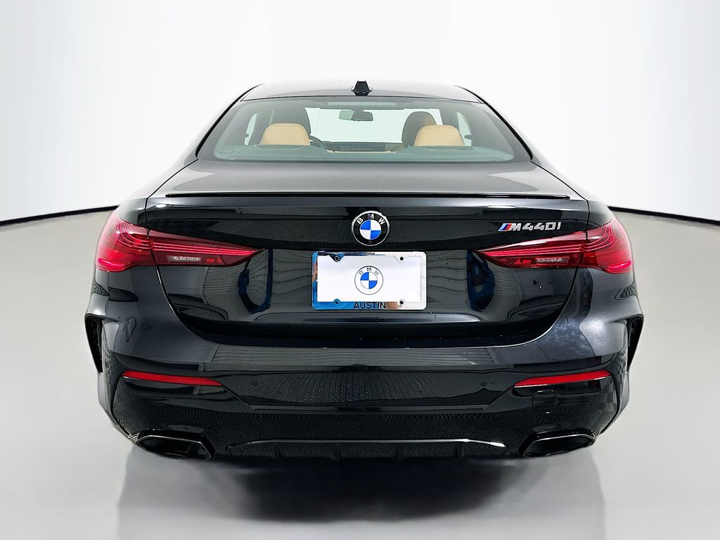 Thumbnail: 2027 BMW 4 Series - 6