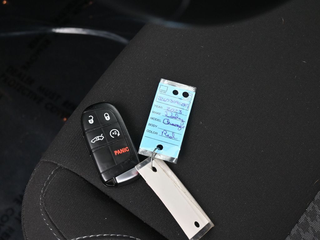 Used 2023 Octane Red Pearlcoat Dodge SXT image 18