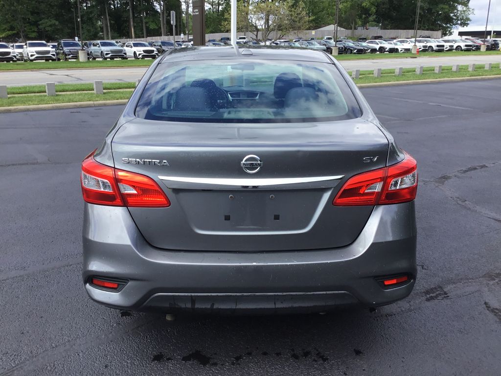 Thumbnail: 2017 Nissan Sentra - 4