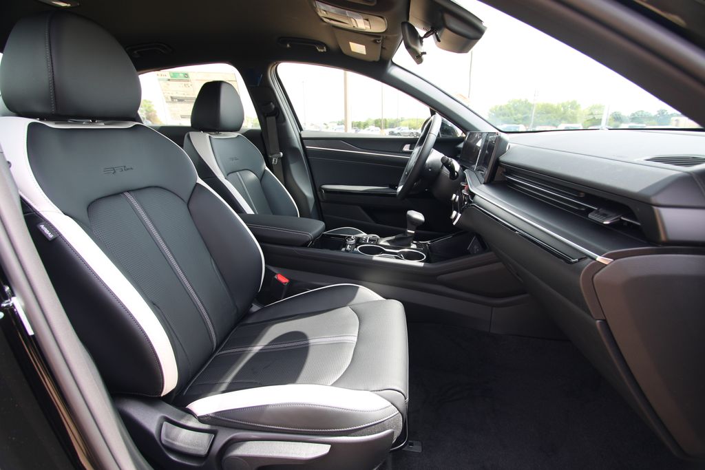 New 2026 Kia K5 Sedan
