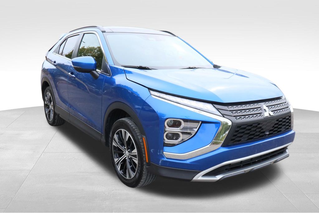 2022 Mitsubishi Eclipse Cross SE 3