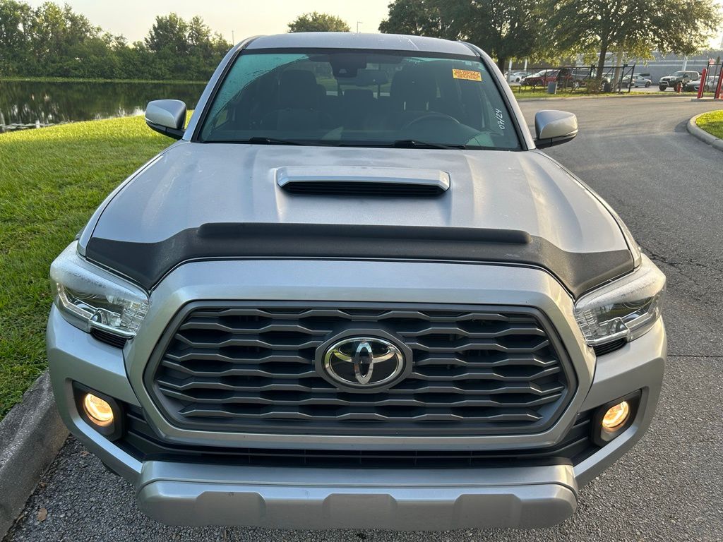Thumbnail: 2021 Toyota Tacoma - 8