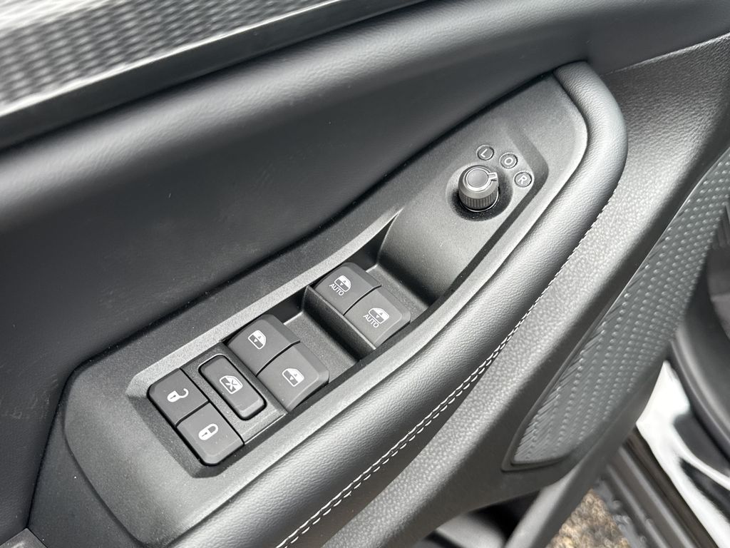 2026 Jeep Grand Cherokee Laredo - 10