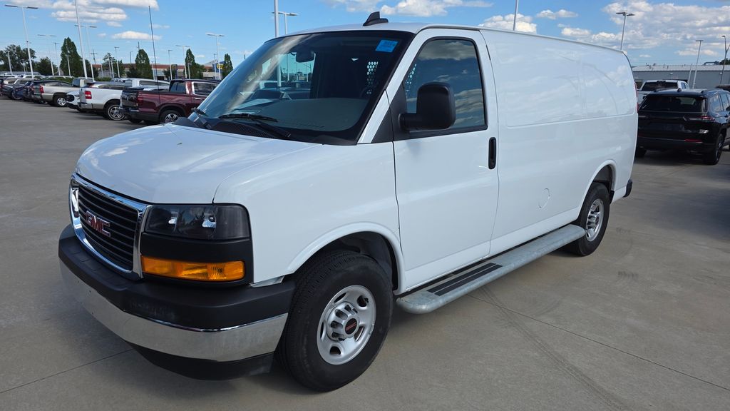 2025 GMC Savana 2500 Work Van
