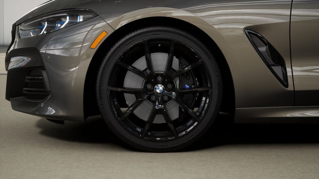 Thumbnail: 2026 BMW 8 Series - 32