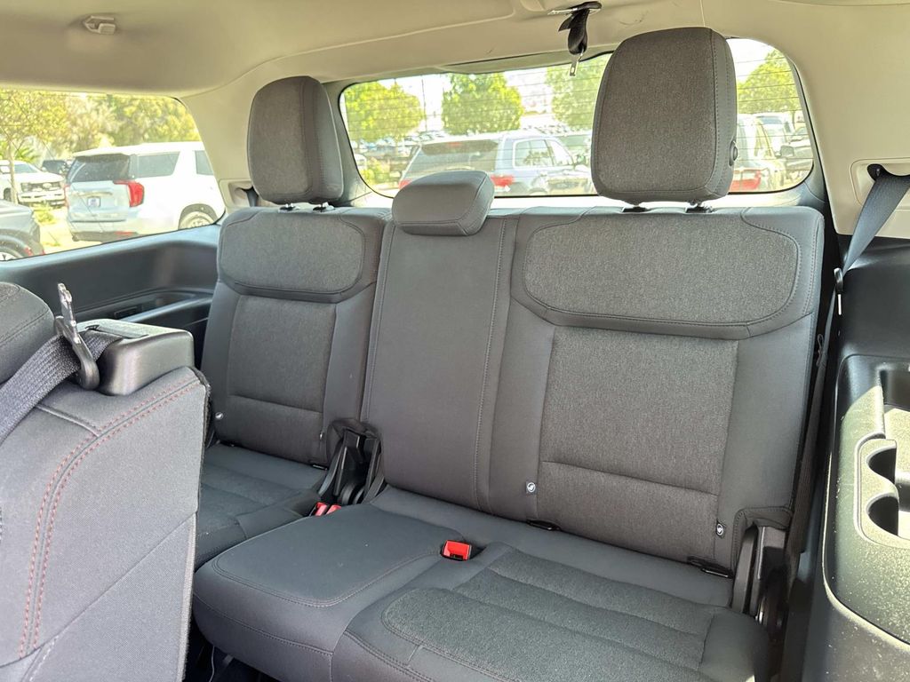 Used 2025 Ford Expedition Active 4D Sport Utility