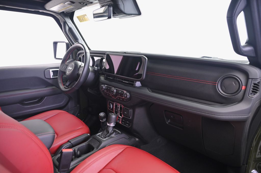 Thumbnail: 2024 Jeep Wrangler - 21