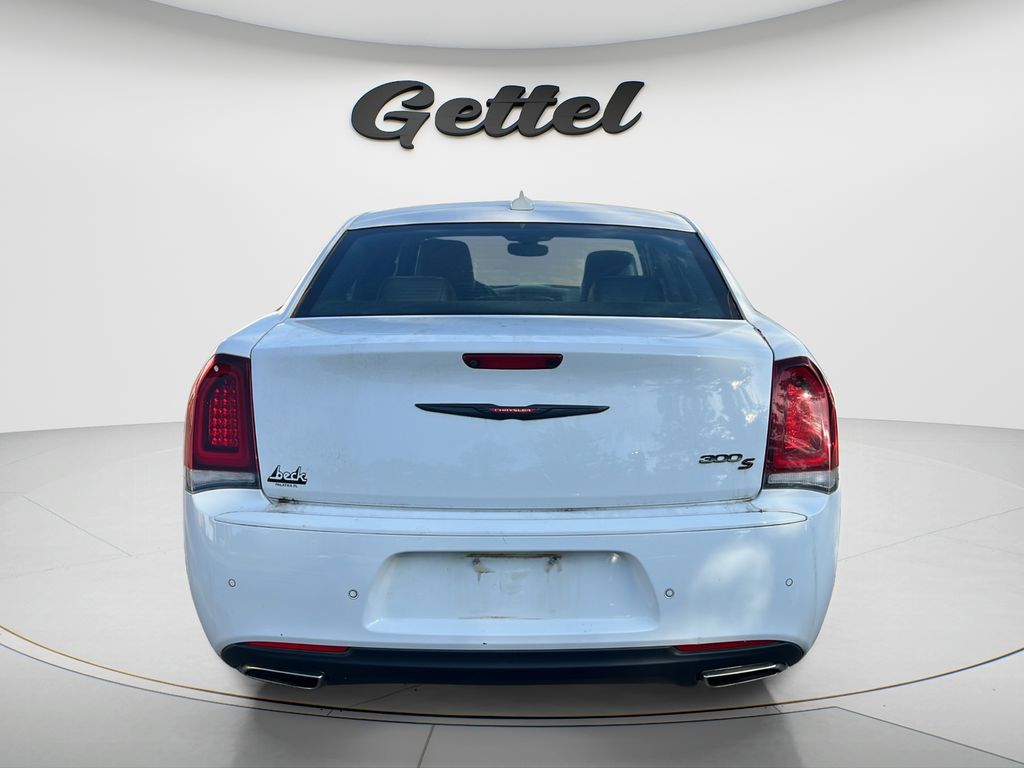 Used 2023 White Chrysler S image 9