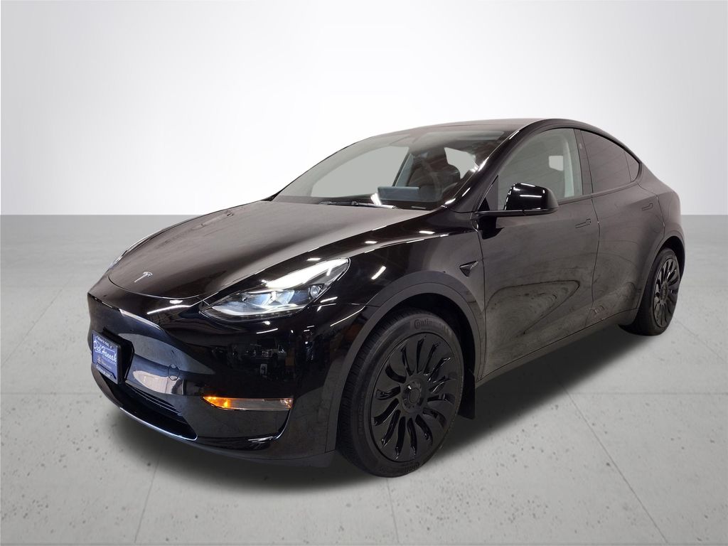 2024 Tesla Model Y Long Range