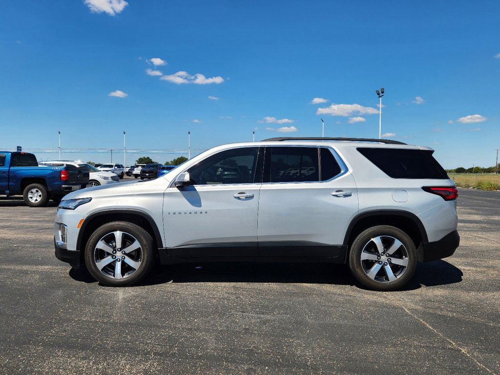 2022 Chevrolet Traverse LT Leather 4