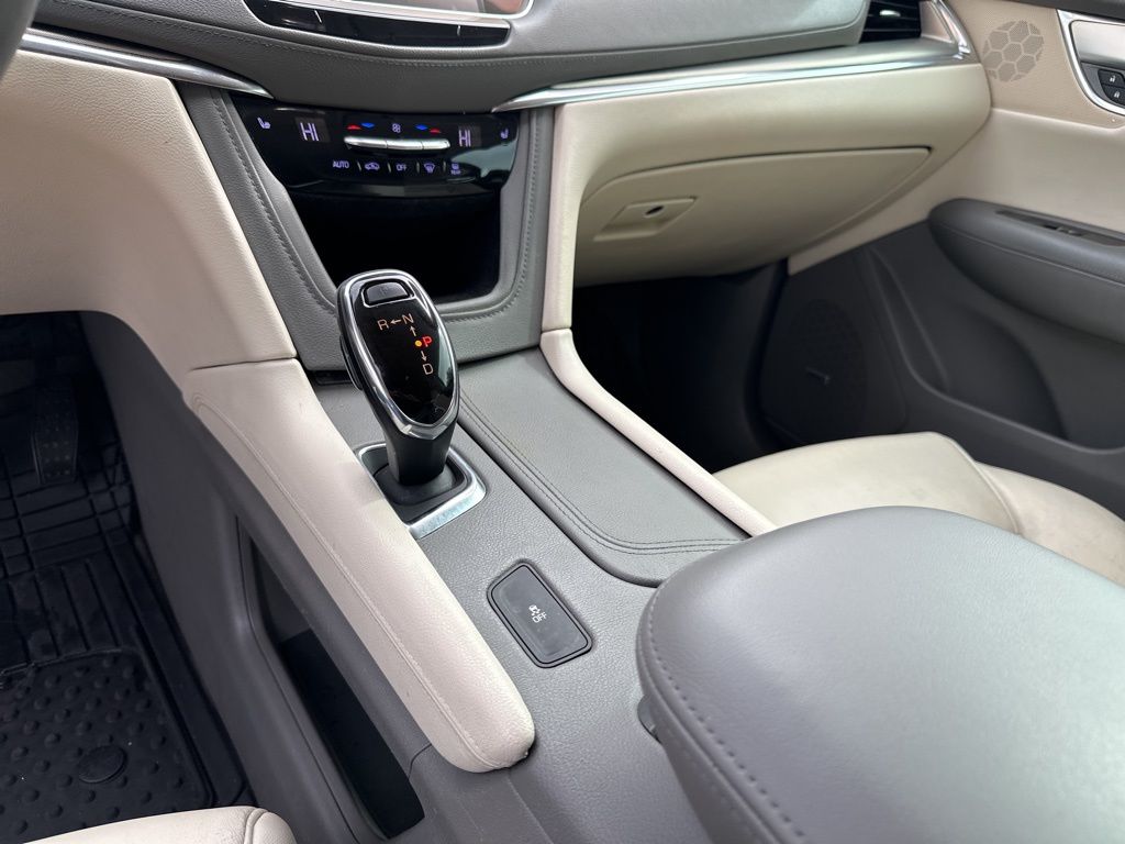 Used Car 2018 Cadillac Xt5  Luxury For Sale Under $20,000 In Austin, Texas