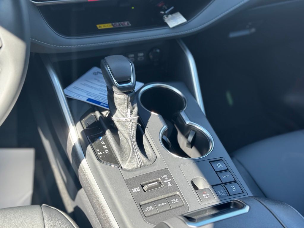 New 2026 Toyota Highlander SUV