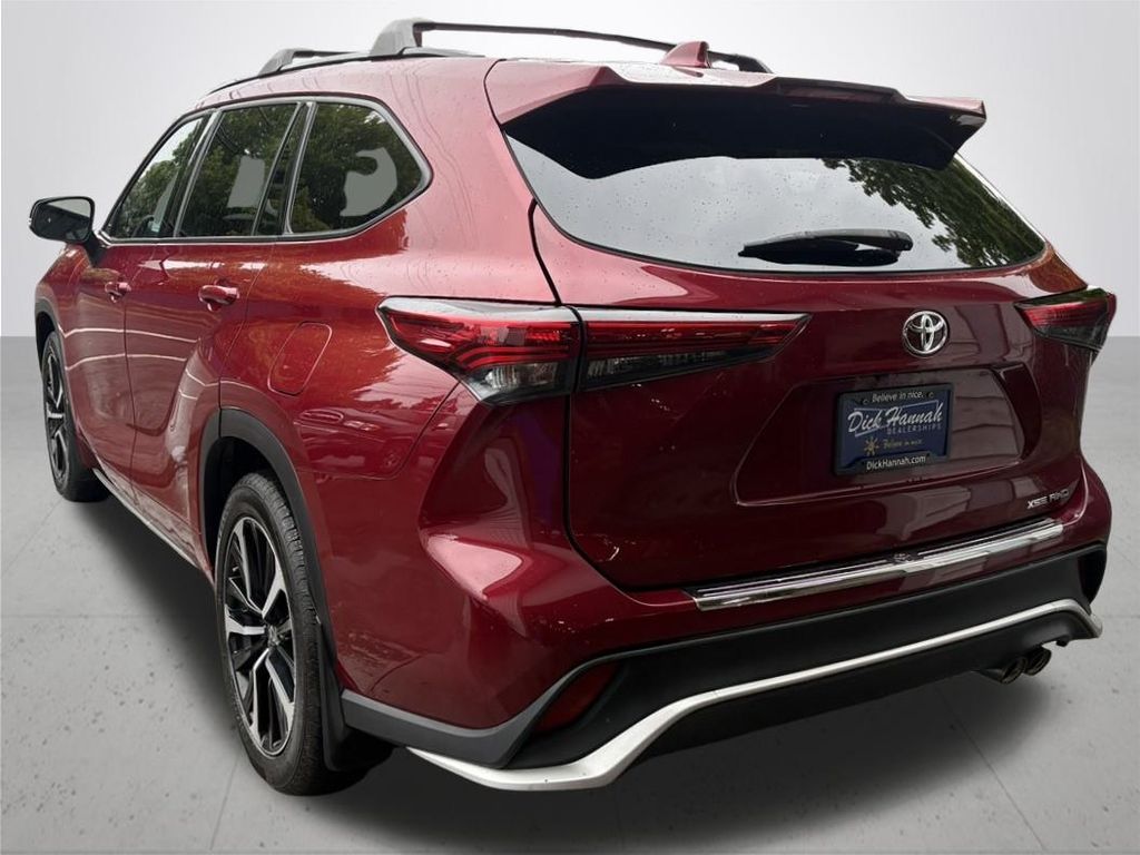 2022 Toyota Highlander XSE