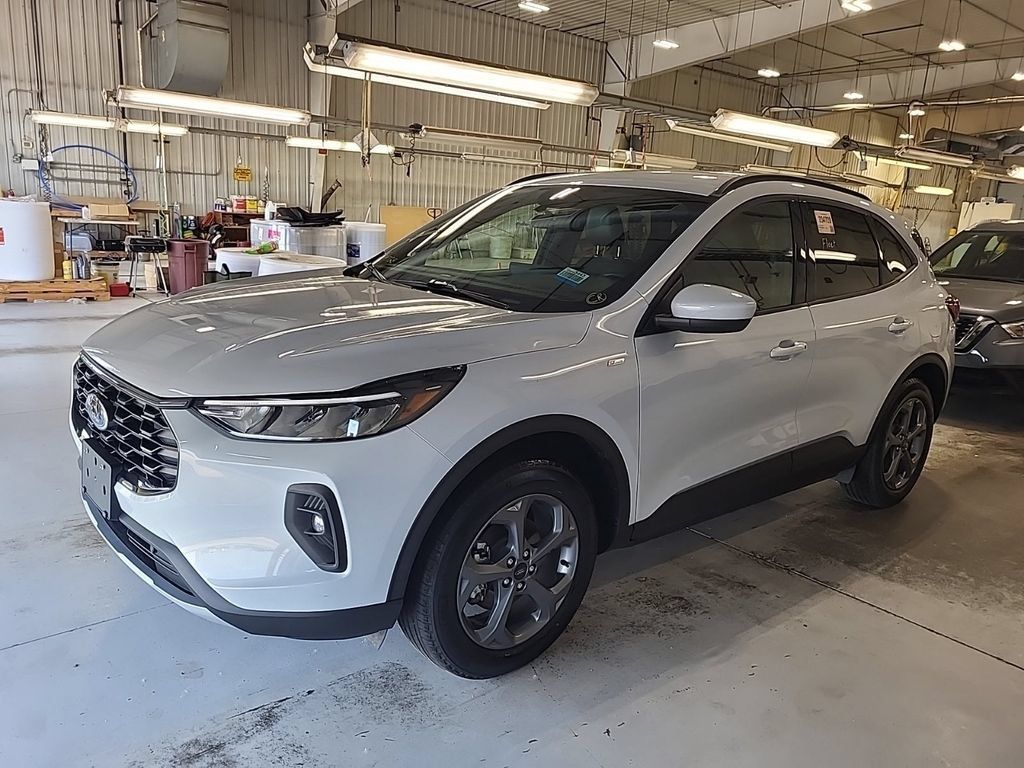 2025 Ford Escape Hybrid ST-Line Select AWD