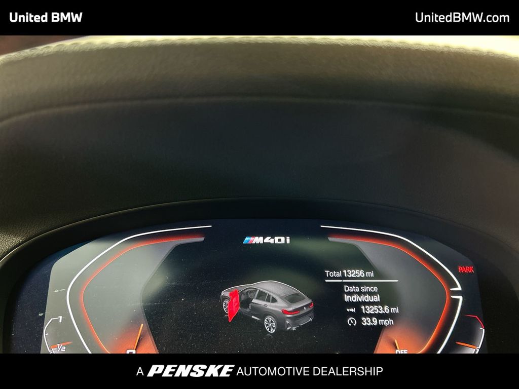 Thumbnail: 2025 BMW X4 - 15