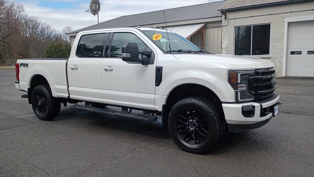 Star White Metallic Tri-Coat 2022 Ford F-350 Super Duty Lariat Crew Cab 4WD Pickup Truck Four-Wheel Drive Automatic
