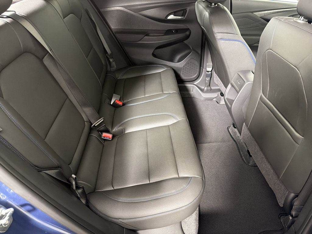 new 2026 Buick Envista car, priced at $31,120