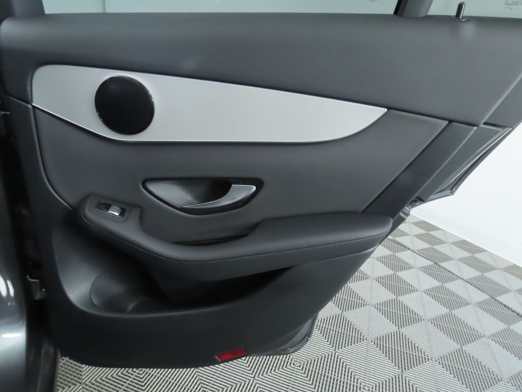 Thumbnail: 2021 Mercedes-Benz GLC - 28