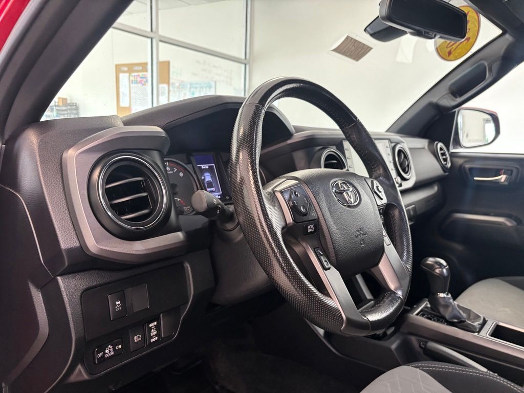 Used 2021 Toyota Tacoma Truck