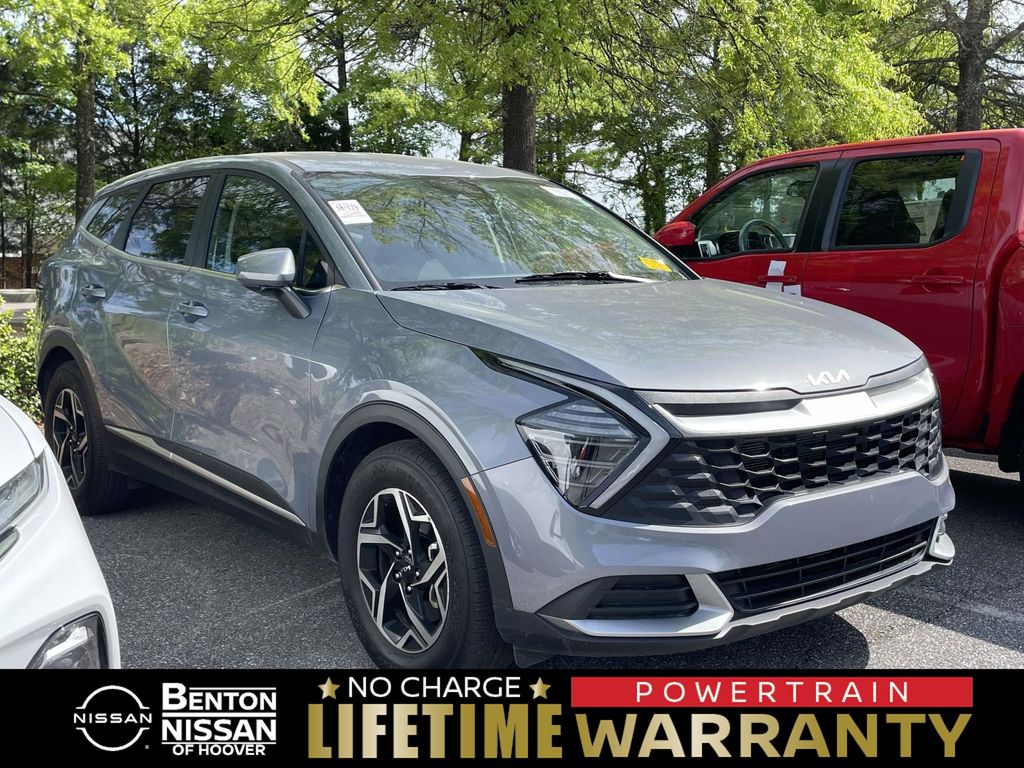 Everlasting Silver 2025 Kia Sportage LX FWD SUV / Crossover Front-Wheel Drive 8-Speed Automatic