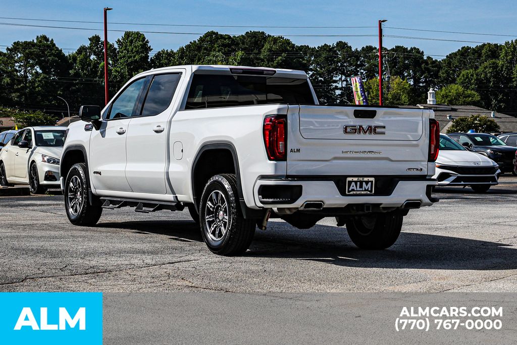 Used 2022 White GMC AT4 image 6
