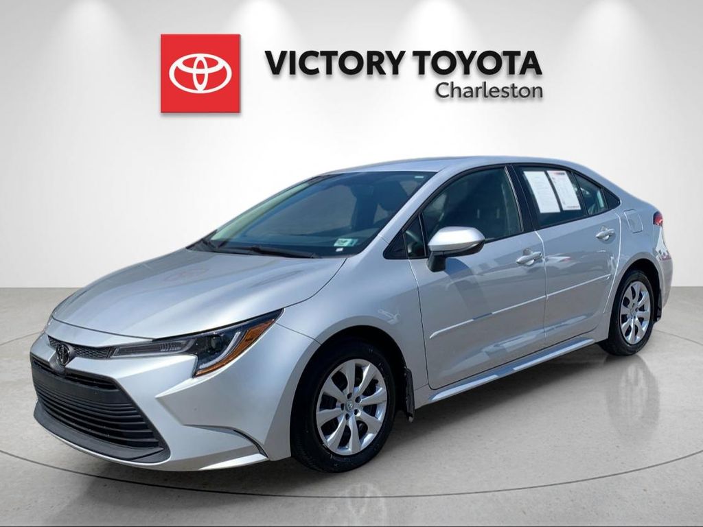 Classic Silver 2025 Toyota Corolla LE FWD Sedan Front-Wheel Drive Continuously Variable Transmission