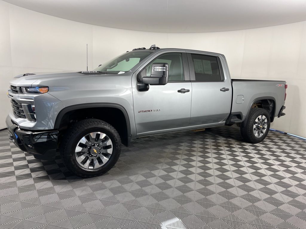 Thumbnail: 2025 Chevrolet Silverado 2500 - 2