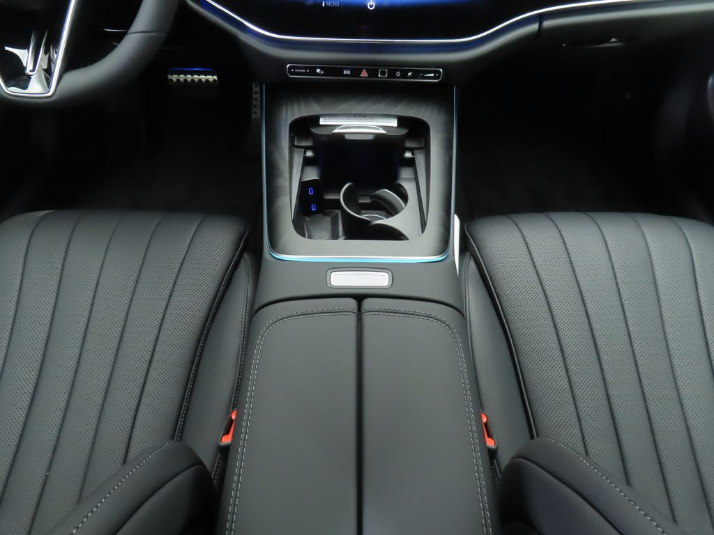 Thumbnail: 2026 Mercedes-Benz E-Class - 16