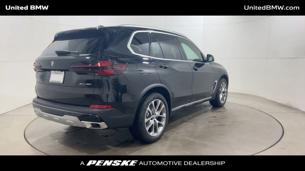 Thumbnail: 2026 BMW X5 - 8